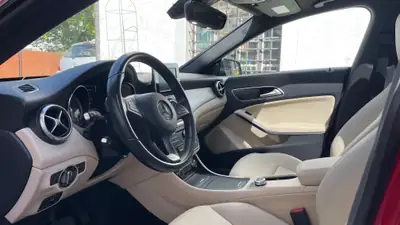 Mercedes-Benz CLA 250 Shooting Brake — Break sportif 4Matic, 150'000 km — Miniatura 16