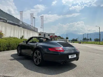 Porsche 911 Cabrio Carrera 4S — Roadster haute performance, moteur révisé, 54'000 km — Miniature 7