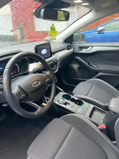 Ford Focus IV 1.0 EcoBoost 125ch — Berline dynamique, sans accident, 97'000 km — fianco