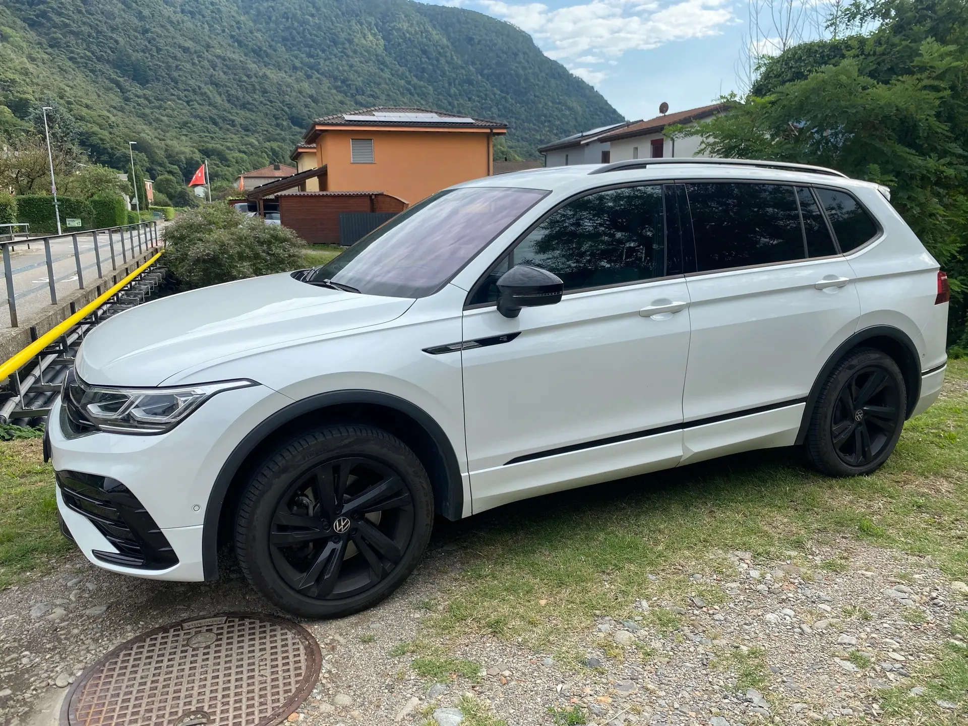 VW Tiguan Allspace 2.0 TSI R-Line 4Motion — SUV 7 places, 190 ch, faible kilométrage