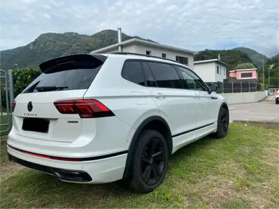 VW Tiguan Allspace 2.0 TSI R-Line 4Motion — SUV 7 places, 190 ch, faible kilométrage — Thumbnail 7