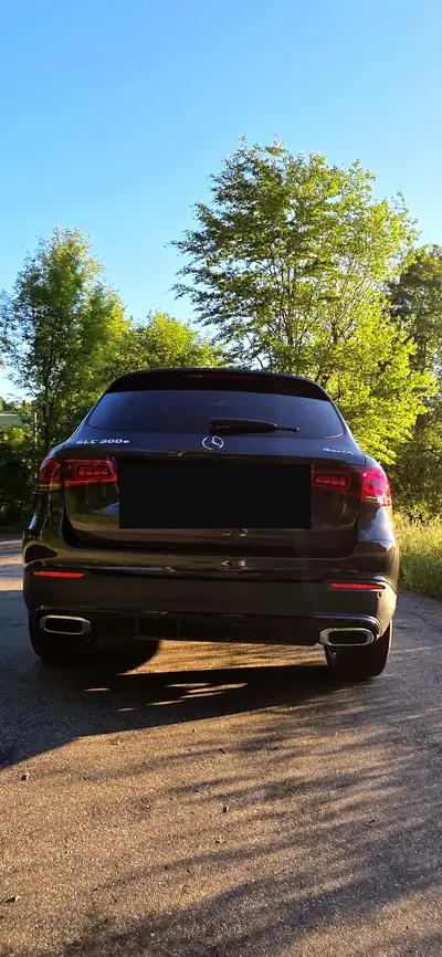 Mercedes-Benz GLC 300 e AMG Line Plus — Hybride rechargeable, 55 000 km, équipement premium — Miniatur 9