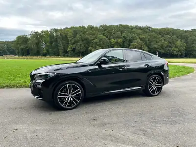 BMW X6 M50d 2020 — SUV coupé premium, 400 ch diesel, équipement complet — vue extérieure
