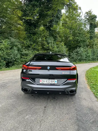 BMW X6 M50d 2020 — SUV coupé premium, 400 ch diesel, équipement complet — tableau de bord