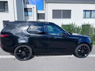 Land Rover Discovery 3.0 SDV6 HSE — SUV 7 places, moteur diesel performant, 92'000 km — Seitenansicht
