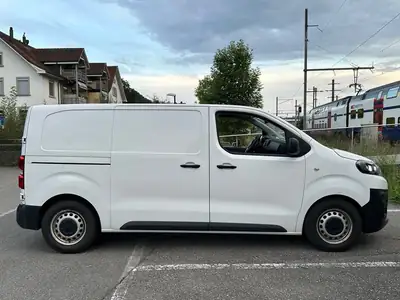 Citroën Jumpy 2020 — Utilitaire fiable diesel, 185'000 km, sans sinistre — Seitenansicht