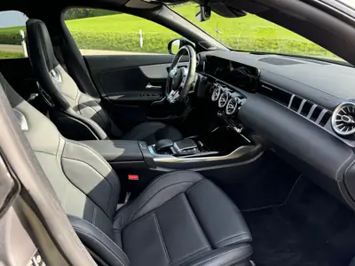 Mercedes-AMG CLA 45 S 4Matic+ — Berline sportive 422 ch, équipement complet — détail