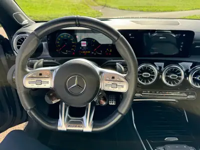 Mercedes-AMG CLA 45 S 4Matic+ — Berline sportive 422 ch, équipement complet — Miniature 8