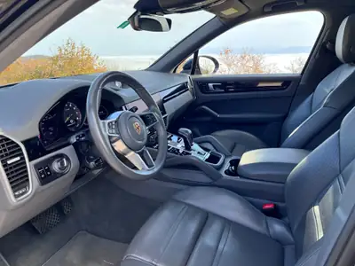 Porsche Cayenne E-Hybrid — SUV rechargeable haute performance, 130'000 km, sans accident — Miniatur 8