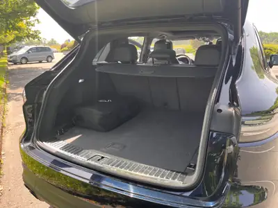 Porsche Cayenne E-Hybrid — SUV rechargeable haute performance, 130'000 km, sans accident — Miniatur 15