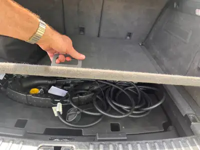 Porsche Cayenne E-Hybrid — SUV rechargeable haute performance, 130'000 km, sans accident — Miniatur 18