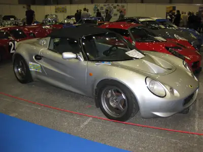 Lotus Elise MK1 1999 — Roadster légendaire, conduite à gauche originale — côté
