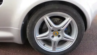 Lotus Elise MK1 1999 — Roadster légendaire, conduite à gauche originale — détail