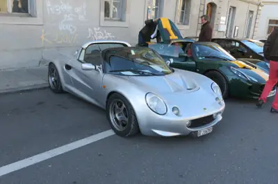 Lotus Elise MK1 1999 — Roadster légendaire, conduite à gauche originale — intérieur