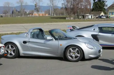 Lotus Elise MK1 1999 — Roadster légendaire, conduite à gauche originale — Miniature 9