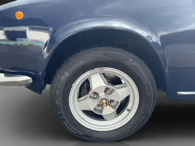 Alfa Romeo Berlina 2000 1975 — Berline italienne d'exception, restaurée en Suisse — Thumbnail 9