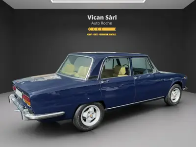 Alfa Romeo Berlina 2000 1975 — Berline italienne d'exception, restaurée en Suisse — Thumbnail 7