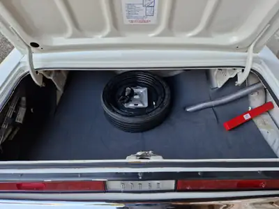 Dodge Challenger R/T 1970 — Muscle car légendaire, seulement 3000 km — Miniatur 9