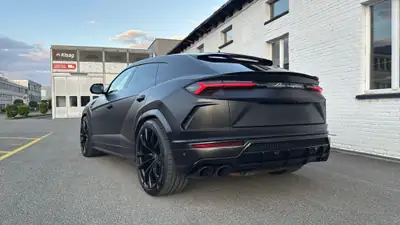 Lamborghini Urus E-Gear — Le SUV de luxe ultra-performant, 43 500 km seulement — intérieur