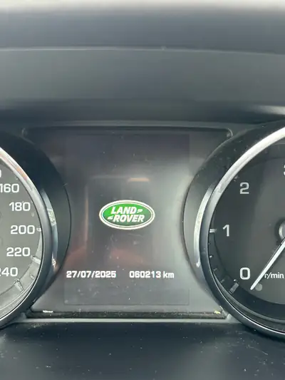Land Rover Range Rover Evoque 2.2 SD4 — Luxe compact 4x4, 65'000 km seulement — tableau de bord