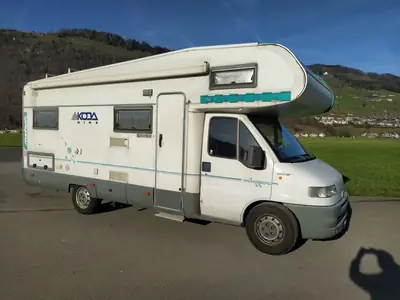 FIAT Ducato Wohnmobil 1997 — Camping-car diesel robuste, kilométrage modéré — fianco