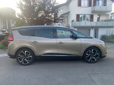 Renault Grand Scénic 1.3 Turbo Intens EDC — 7 places, consommation maîtrisée, 51 000 km — arrière