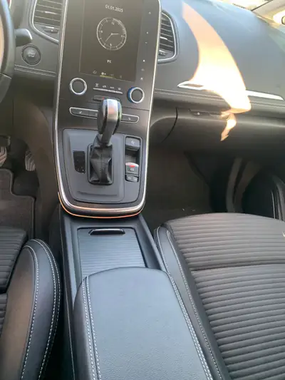 Renault Grand Scénic 1.3 Turbo Intens EDC — 7 places, consommation maîtrisée, 51 000 km — Miniature 9