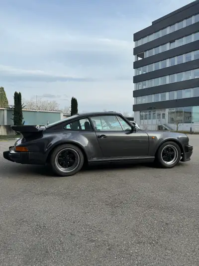 Porsche 911 SC 1978 — Un classique intemporel de la légende sportive — Seitenansicht