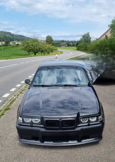 BMW M3 E36 Coupé 1996 — Icône sportive des années 90, 321 ch purs — Miniature 15