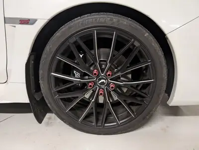 Subaru WRX STI Luxury 2014 — Berline sportive turbo 4WD, échappement Invidia Q300 — detail