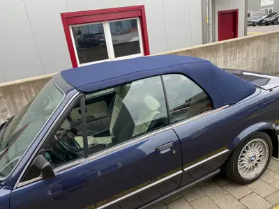 BMW 325 Cabriolet E30 — Classique intemporel de 1989, moteur 2.5L performant — intérieur