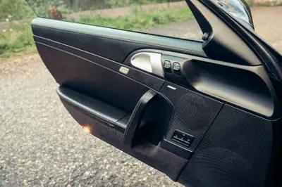 Porsche 911 Turbo 997.1 — Légende sportive, moteur Mezger mythique, sans accident — Thumbnail 10