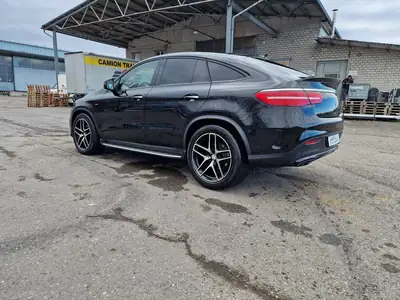 Mercedes-Benz GLE Coupé 450 AMG 4Matic — SUV coupé premium, 367 ch, 102000 km — Heckansicht