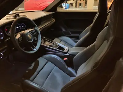 Porsche 911 Carrera GTS Cabriolet — Sportivité découverte, moteur 3.0L turbo 480 ch — Heckansicht