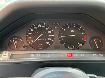 BMW 325iX A 1990 — Berline intégrale classique, fraîchement contrôlée — Miniatura 12