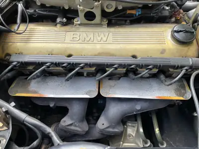 BMW 325iX A 1990 — Berline intégrale classique, fraîchement contrôlée — Miniatura 15