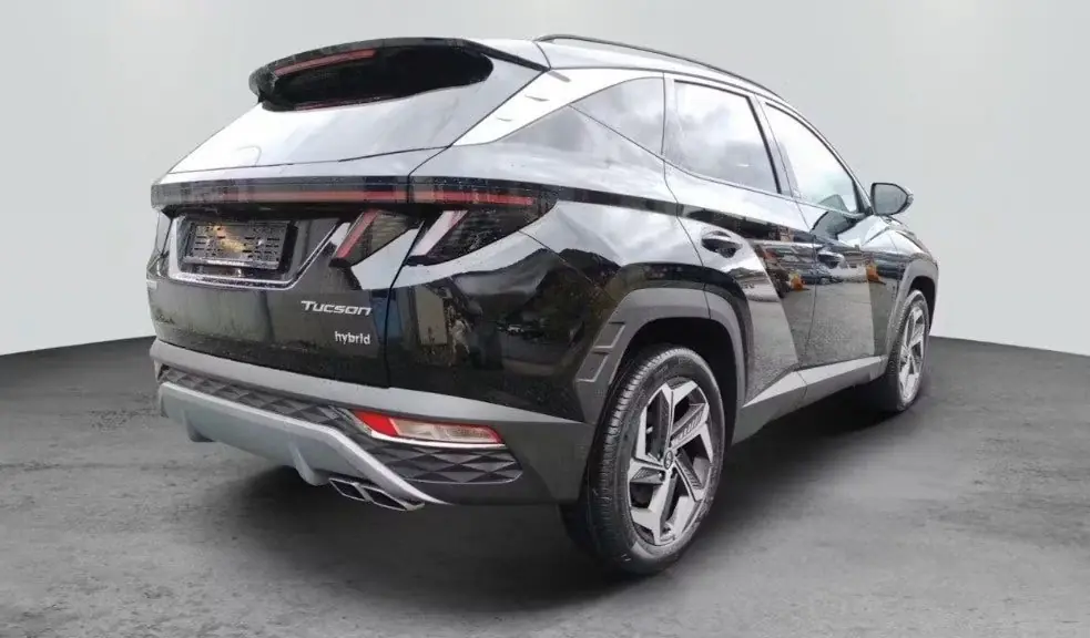 Hyundai Tucson 1.6 TGDI HEV Amplia — SUV hybride essence, 29 000 km seulement — vista esterna