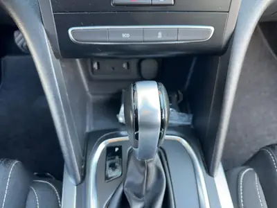 Renault Mégane Grandtour 1.2 Turbo — Break pratique, consommation maîtrisée — Miniature 16