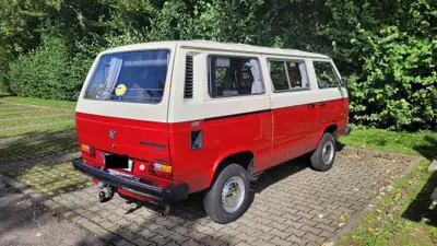 VW T3 Syncro Caravelle — Légende des années 80, aménagement camping haut de gamme — cruscotto