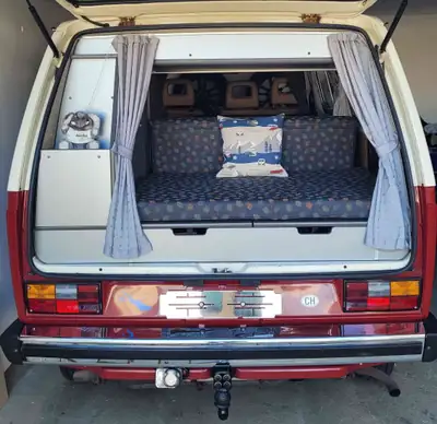 VW T3 Syncro Caravelle — Légende des années 80, aménagement camping haut de gamme — Miniatura 13