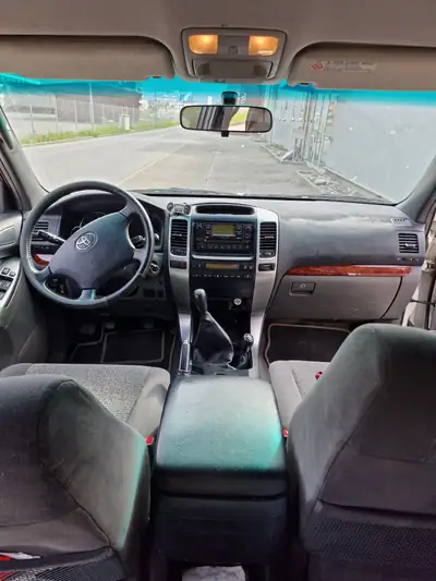 Toyota Land Cruiser 3.0 TD Linea Terra — SUV robuste avec équipement camping intégré — Miniatur 8