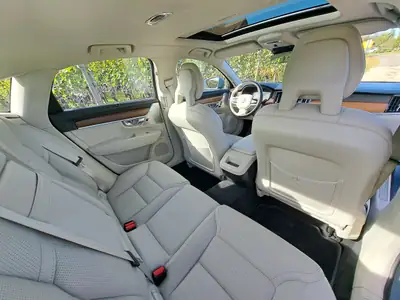Volvo S90 T6 AWD Inscription — Berline suédoise premium, 320 ch, hivernaux neufs — Miniatura 13