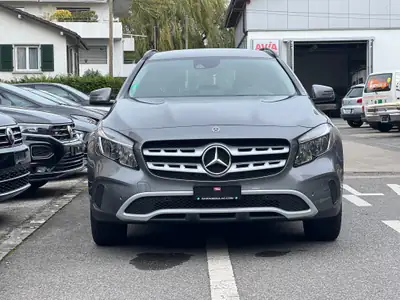 Mercedes-Benz GLA 220 Style 4Matic — SUV compact performant, garantie 12 mois incluse — Seitenansicht