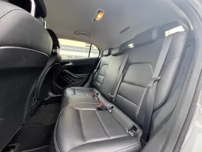 Mercedes-Benz GLA 220 Style 4Matic — SUV compact performant, garantie 12 mois incluse — Miniatur 9