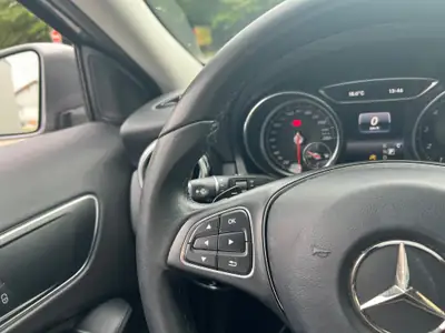 Mercedes-Benz GLA 220 Style 4Matic — SUV compact performant, garantie 12 mois incluse — Miniatur 11