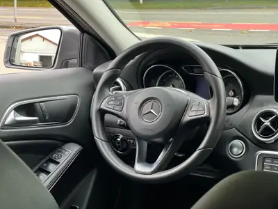 Mercedes-Benz GLA 220 Style 4Matic — SUV compact performant, garantie 12 mois incluse — Miniatur 10