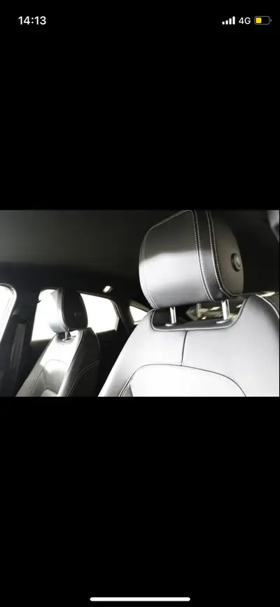 Jaguar E-PACE P200 R-Dynamic S AWD — SUV compact premium, traction intégrale et équipements haut de gamme — Miniatur 12