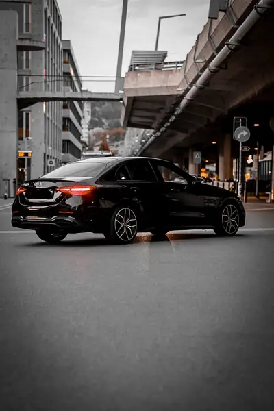 Mercedes-Benz C 200 4Matic AMG Line — Berline premium hybride légère, 69'000 km — Thumbnail 8
