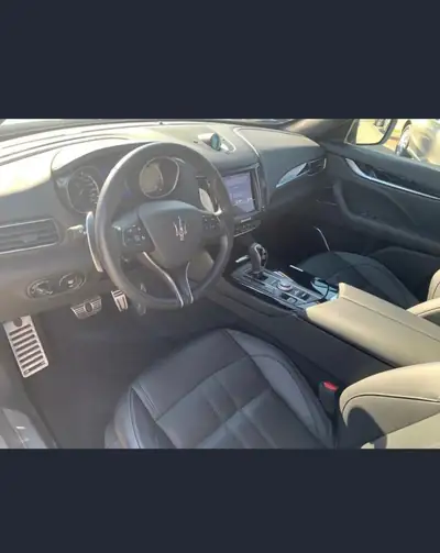 Maserati Levante D 3.0 V6 GranSport — SUV de prestige diesel, 73'000 km — Miniature 8
