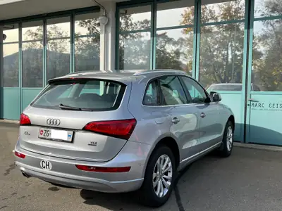 Audi Q5 2.0 TDI quattro S-tronic — SUV premium robuste, 118'000 km, sans sinistre — cruscotto